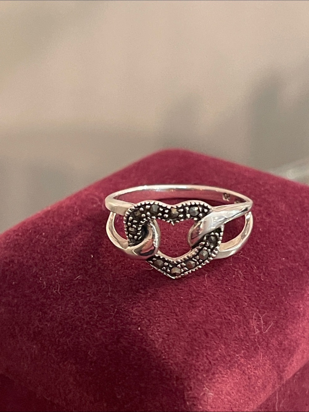 2006 Premier Designs “Forever Yours” Sterling Silver Marcasite Heart Ring Size 8 - Picture 9 of 16